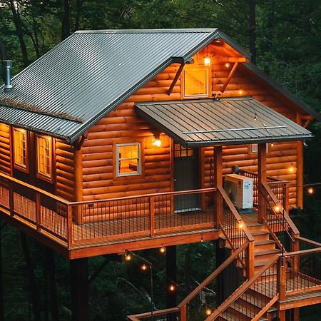 Cricket Hill Treehouse B By Amish Country Lodging Millersburg Exterior foto